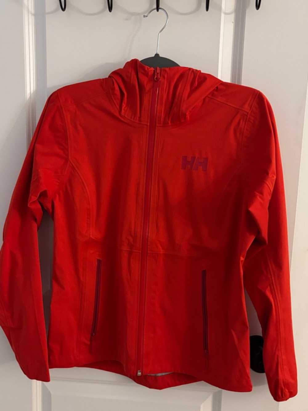 Helly Hansen Women’s Bright Red Momentum Jacket